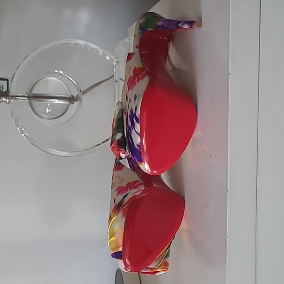 CHRISTIAN LOUBOUTIN Sandals - Picture 7 of 16